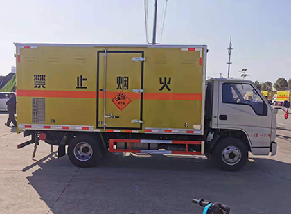资中爆破器材运输车技术升级与安全合规新趋势